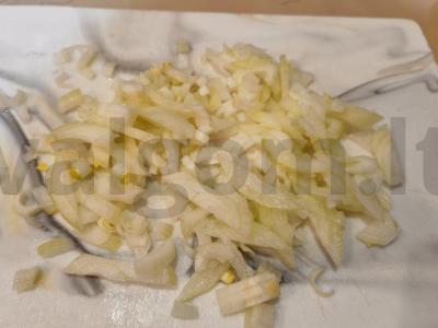 Jautiena su bulguru ir pievagrybiais Žingsnis 4