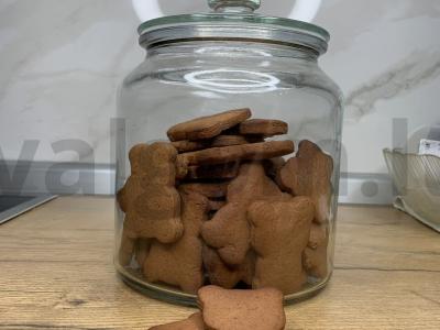 Imbieriniai sausainiai su citrina ir medumi pagrindine nuotrauka