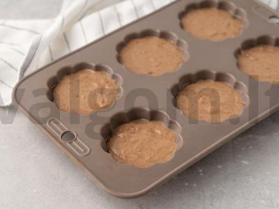 Šokoladiniai riešutų keksiukai be miltų Žingsnis 5