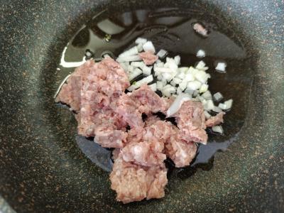 Grikių košė su faršu pomidoruose Žingsnis 3