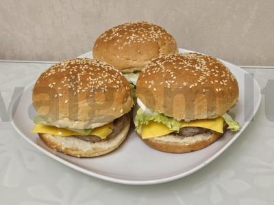 Namų burgeris su grybų padažu Žingsnis 4