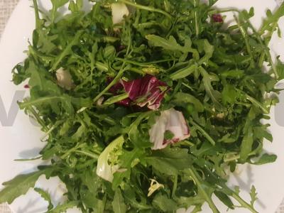 Rukolos salotos su pomidorais ir burata Žingsnis 1