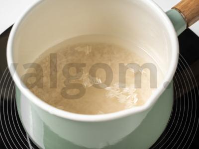 Kiaušinių kepta ryžių patiekalas Žingsnis 1