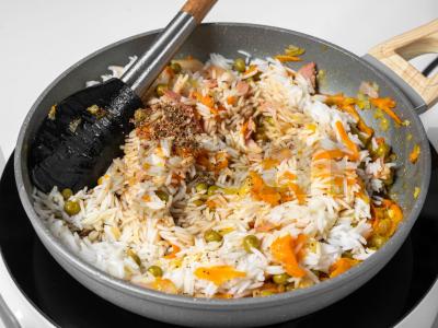 Kiaušinių kepta ryžių patiekalas Žingsnis 9