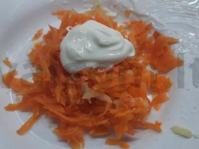 Silkė po šubomis su raudona žuvimi Žingsnis 3