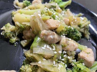 Brokolių terijaki pagrindine nuotrauka