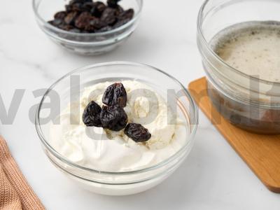 Varškės pyragas su džiovintais slyvomis Žingsnis 6