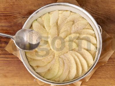 Aromatingas obuolių pyragas Žingsnis 8