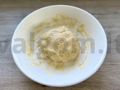 Varškės pyragas su juodųjų serbentų uogomis Žingsnis 5