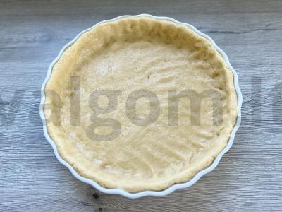 Varškės pyragas su juodųjų serbentų uogomis Žingsnis 6