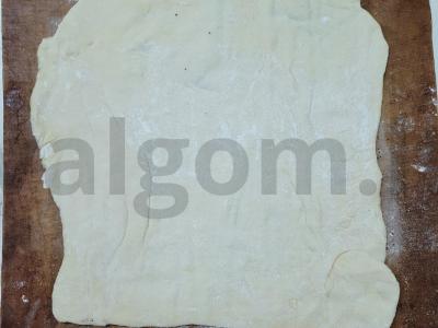 Kruasanai su šokoladiniu-pieno kremu Žingsnis 1