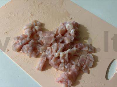 Spagečiai su vištienos krūtinėlėmis sūrio padaže Žingsnis 1