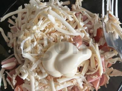 Karšti sumuštiniai su dešrelėmis ir majonezu Žingsnis 3