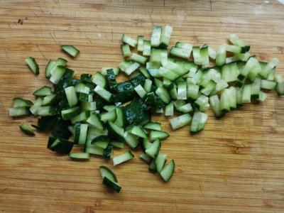 Rūkyta vištienos salotos „Anastasija“ Žingsnis 3