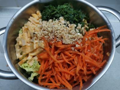 Rūkyta vištienos salotos „Anastasija“ Žingsnis 7