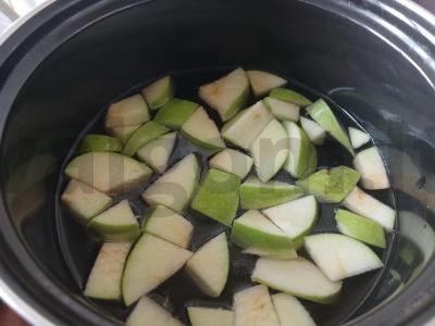 Gaivus obuolių ir mėlynių kompotas Žingsnis 3