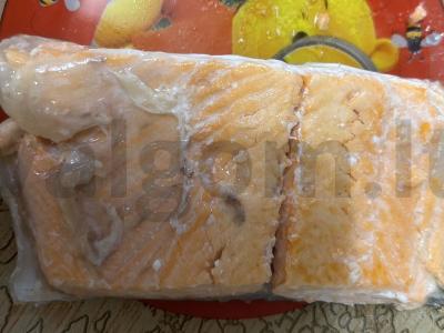 Kepta raudona žuvis pagrindine nuotrauka