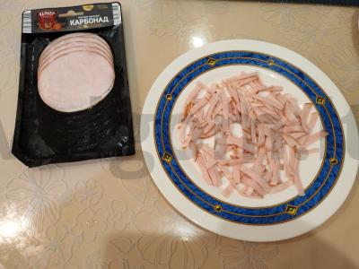 Salotas „Šventė“ su karbonaidu ir džiovintais slyvomis Žingsnis 4