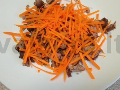 Salotas „Gribų pieva“ su vištienos kepenimis Žingsnis 4