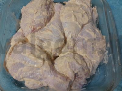 Kepintos vištienos šlaunelės ir blauzdelės su kvapniais prieskoniais Žingsnis 9