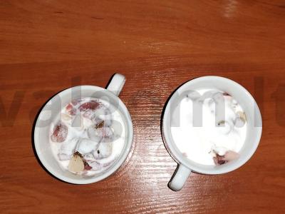 Kiauliena su kefyru ir marinuotais česnakais greitai Žingsnis 4