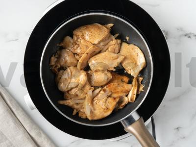 Vištienos krūtinėlė kefyre keptuvėje Žingsnis 4