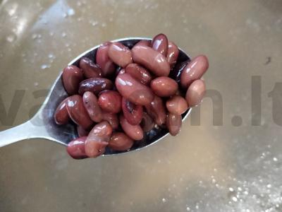 Kvapnus boršas su pupelėmis ir kopūstais Žingsnis 6