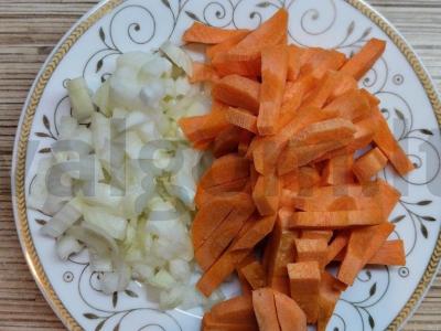 Sriuba su baltosiomis grybeliais ir perlinėmis kruopomis Žingsnis 4