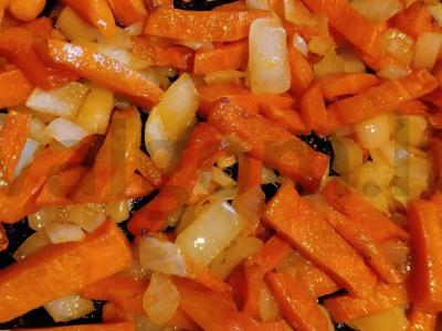 Sriuba su baltosiomis grybeliais ir perlinėmis kruopomis Žingsnis 5