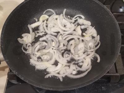 Troškinta bulvė su grybais Žingsnis 4