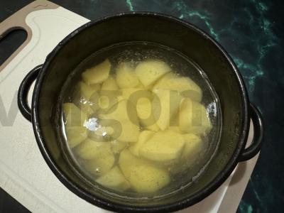 Dešrelės su bulvių koše Žingsnis 2