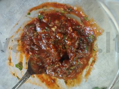 Aštrus pomidorų padažas su kalendra Žingsnis 6