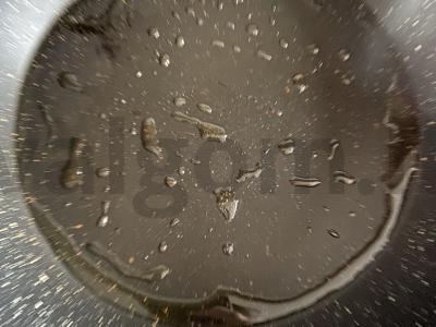 Kiaušinienė su parmezano sūriu, figomis ir salotų mišiniu Žingsnis 1