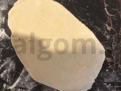 Skani hachapuri su brie sūriu pusryčiams Žingsnis 1