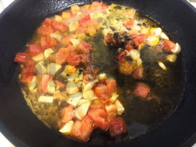 Ryžiai su pomidorais ir šampinjonais Žingsnis 4