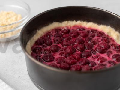 Sluoksniuotas pyragas su vyšniomis Žingsnis 3