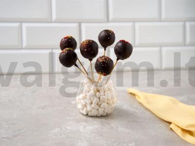 Kekso popso su kondensuotu pienu šokoladiniame glazūre pagrindine nuotrauka