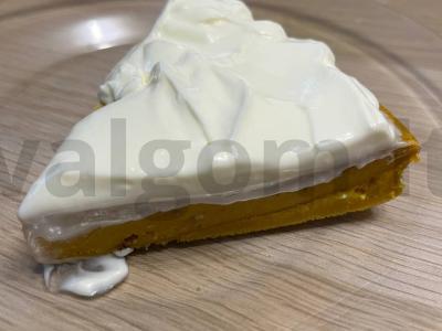 Aromatingas moliūgų pyragas su kremu pagrindine nuotrauka