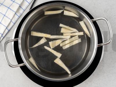 Vegetariškas sriuba iš šaldytų grybų Žingsnis 1