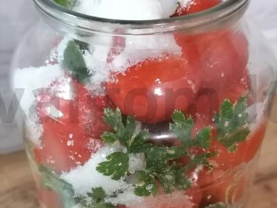 Marinuoti pomidorai stiklainyje Žingsnis 2