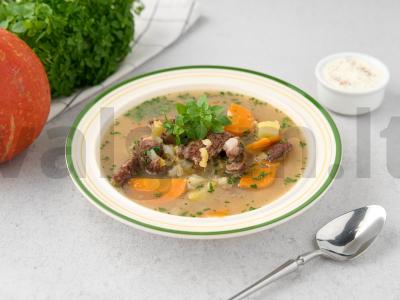 Išminties sriuba su jautiena, daržovėmis ir aguonomis pagrindine nuotrauka