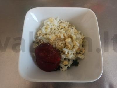 Aštrus užkandis ant krekerių su kiaušiniu ir špinatais Žingsnis 5