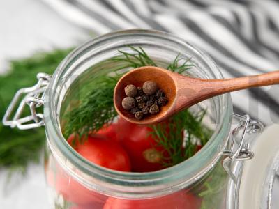 Sūdyti pomidorai Žingsnis 4