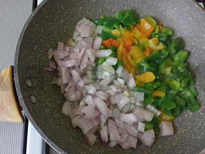 Brusketa su grybais ir paprikomis Žingsnis 1