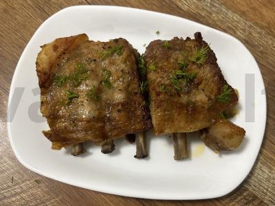 Kiaulienos šonkauliai su sojų padažu orkaitėje pagrindine nuotrauka