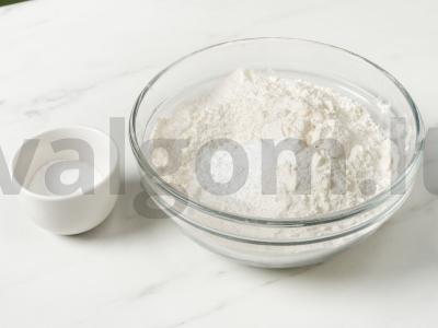 Sviestinis tešlas su grietine Žingsnis 3