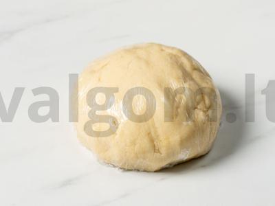 Sviestinis tešlas su grietine Žingsnis 8