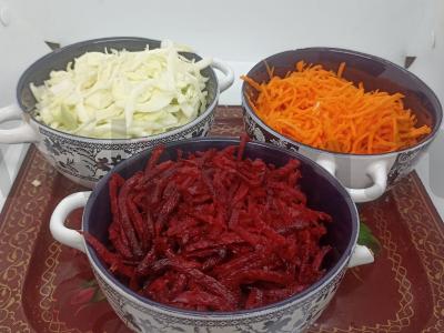 Vitaminų daržovių salotas Žingsnis 1