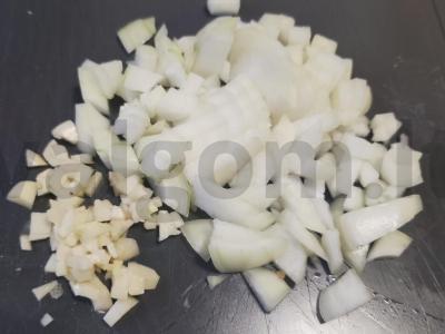 Bulvė su svogūnų įdaru Žingsnis 1