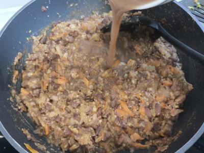 Raudonųjų pupelių lobio su kalendra ir adžika Žingsnis 7